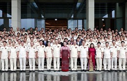 Chủ tịch Quốc hội Nguyễn Thị Kim Ngân gặp mặt điển hình tiên tiến bảo vệ an ninh Tổ quốc