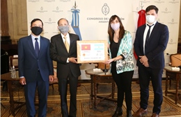 Quốc hội Argentina tổ chức lễ tiếp nhận quà tặng của Quốc hội Việt Nam