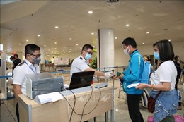 Bộ Y tế hướng dẫn tạm thời giám sát người nhập cảnh vào Việt Nam