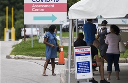 Canada: Dịch COVID-19 tái bùng phát, Quebec bước vào làn sóng lây nhiễm thứ hai