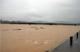 Gần 1.000 ngôi nhà ngập chìm trong mưa lũ tại Thừa Thiên - Huế