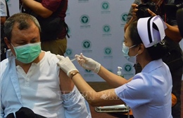 Thái Lan sẽ cấp sổ tiêm chủng ngừa COVID-19 cho người dân