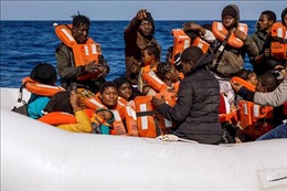 Quân đội Libya giải thoát 120 người di cư bị bắt làm con tin