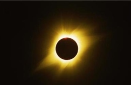  Các nhà khoa học Trung Quốc chụp được hình ảnh vầng sáng quanh Mặt Trời 