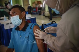 Indonesia tiêm vaccine cho nhân viên hàng không