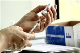 Bạc Liêu và Yên Bái tiêm vaccine cho đội ngũ y, bác sỹ tuyến đầu