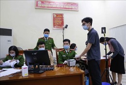 Hà Nội: Dừng tiếp nhận hồ sơ đăng ký thường trú tại Công an cấp huyện