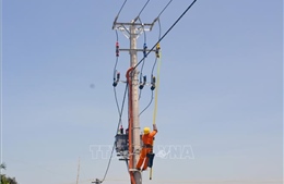 Bình Định: Hoàn thành nâng cấp hệ thống điện trên tuyến Quốc lộ 19