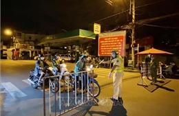 TP Hồ Chí Minh: Các chốt, trạm kiểm soát xử phạt 73 trường hợp không đeo khẩu trang