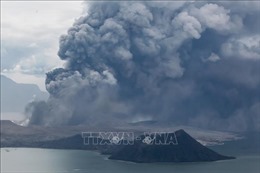 Philippines nâng mức cảnh báo núi lửa