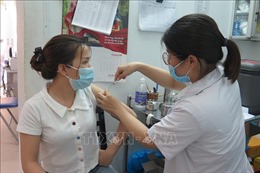 Khánh Hòa: Thúc đẩy tiêm mũi vaccine ngừa COVID-19 nhắc lại 