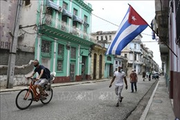 Nga tiếp tục gửi viện trợ tới Cuba để chống dịch COVID-19
