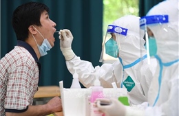 Trung Quốc ghi nhận số ca mắc COVID-19 trong cộng đồng thấp nhất kể từ cuối tháng 7