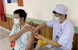 An Giang, Kiên Giang đẩy mạnh tiêm vaccine phòng COVID-19 