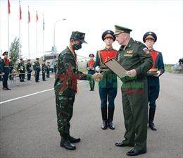 Đội tuyển QĐND Việt Nam nhận Huy chương Đồng cuộc thi Kinh tuyến