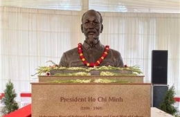 Trang trọng tổ chức lễ đặt tượng Chủ tịch Hồ Chí Minh tại New Delhi     