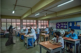 Malaysia từng bước mở cửa trường học trở lại từ ngày 3/10
