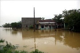 Hỗ trợ người dân Quảng Nam, Quảng Ngãi khắc phục hậu quả mưa lũ