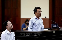 Bác kháng cáo của nguyên Phó Chánh án Tòa án nhân Quận 4, TP Hồ Chí Minh