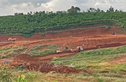UBND tỉnh Lâm Đồng yêu cầu báo cáo việc hiến đất làm đường, tách thửa tại Bảo Lộc và Bảo Lâm