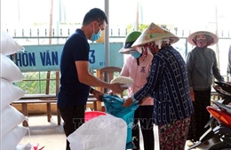 Ninh Thuận hỗ trợ người dân hơn 1.500 tấn gạo trước Tết Nguyên đán