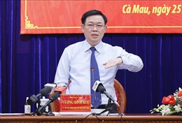 Chủ tịch Quốc hội Vương Đình Huệ làm việc với Ban Thường vụ Tỉnh ủy Cà Mau