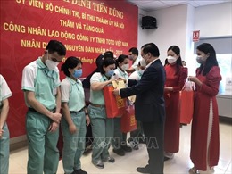 Bí thư Thành ủy Hà Nội thăm, chúc Tết người lao động
