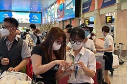 Sân bay Tân Sơn Nhất dự kiến đón trên 74.000 khách trong ngày mùng 2 Tết