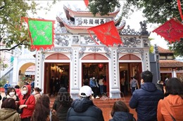 Phủ Tây Hồ mở cửa đón khách dịp Tết Thượng nguyên