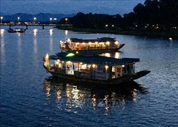 Thuyền du lịch trên sông Hương cần &#39;thay áo mới&#39; - Bài cuối: Nâng cao chất lượng dịch vụ du lịch