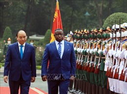 Chủ tịch nước Nguyễn Xuân Phúc hội đàm với Tổng thống nước Cộng hòa Sierra Leone