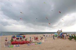 Đặc sắc lễ hội thả diều trên bãi biển Phan Thiết