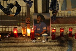 Xét xử 8 nhân viên y tế liên quan đến cái chết của huyền thoại bóng đá Maradona