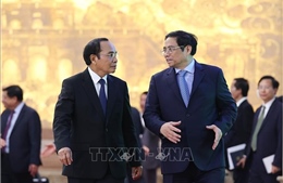 Thủ tướng tiếp Thường trực Ban Bí thư, Phó Chủ tịch CHDCND Lào