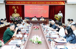 Đầu tư chiều sâu, có trọng tâm, trọng điểm cho công tác lý luận, phê bình văn học, nghệ thuật