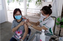 Ninh Thuận: Hoàn thành sớm việc tiêm vaccine COVID-19 cho nhóm nguy cơ cao 