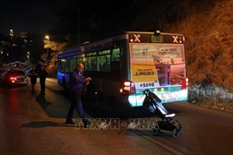 Nhiều người bị thương trong vụ nổ súng vào xe buýt tại Jerusalem