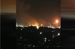 Cháy nổ tại nhà máy lọc dầu ở Indonesia