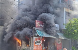 Cháy lớn thiêu rụi quán cháo gà ở Đồng Hới, Quảng Bình