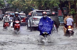 Thành phố Hồ Chí Minh giảm nhiệt, mưa nhiều về chiều tối
