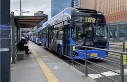 Hàn Quốc đồng loạt tăng giá taxi và giá vé xe buýt