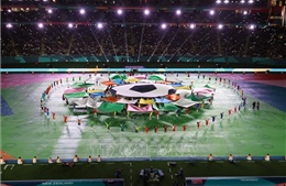 Sắc màu nghệ thuật và đam mê bóng đá tại lễ khai mạc VCK World Cup nữ 