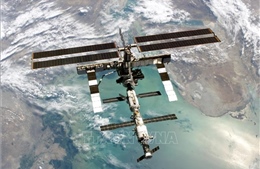 Phi hành gia Nga đi bộ ngoài không gian để tìm hiểu nguyên nhân vụ rò rỉ trên ISS