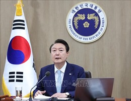 Tổng thống Hàn Quốc kêu gọi đối thoại tìm giải pháp chấm dứt căng thẳng y tế
