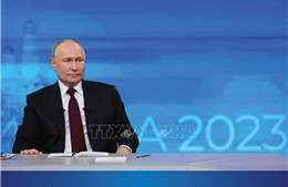 Toàn cảnh giao lưu trực tuyến giữa Tổng thống Nga với người dân
