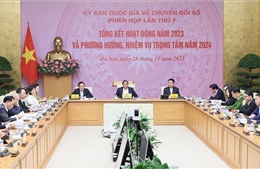 Thủ tướng Phạm Minh Chính: Xóa vùng lõm sóng di động và cung cấp cáp quang tới 100% thôn, bản