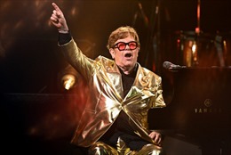 Elton John gia nhập hàng ngũ huyền thoại sau chiến thắng tại giải Emmy 2024