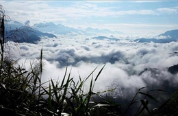 Lên Lai Châu săn mây ở Lao Tỷ Phùng