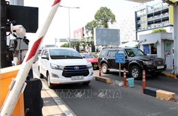 Ngày đầu thử nghiệm thu phí tự động không dừng tại sân bay Nội Bài và Tân Sơn Nhất