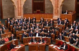 Đảng cầm quyền Hungary thúc đẩy Quốc hội phê chuẩn Thụy Điển gia nhập NATO